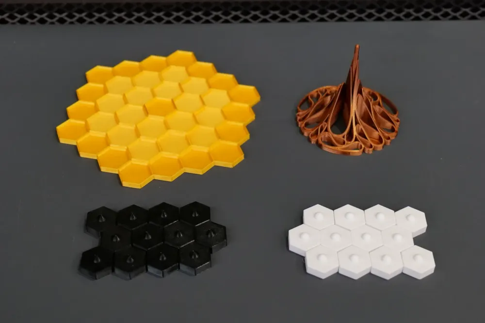 Jogo de Equilíbrio Colmeia com Peças Hexagonais